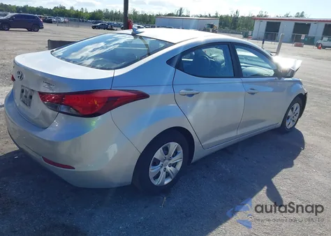 2016 Hyundai Elantra Se z USA, uszkodzony, nr VIN 5NPDH4AE9GH748402
